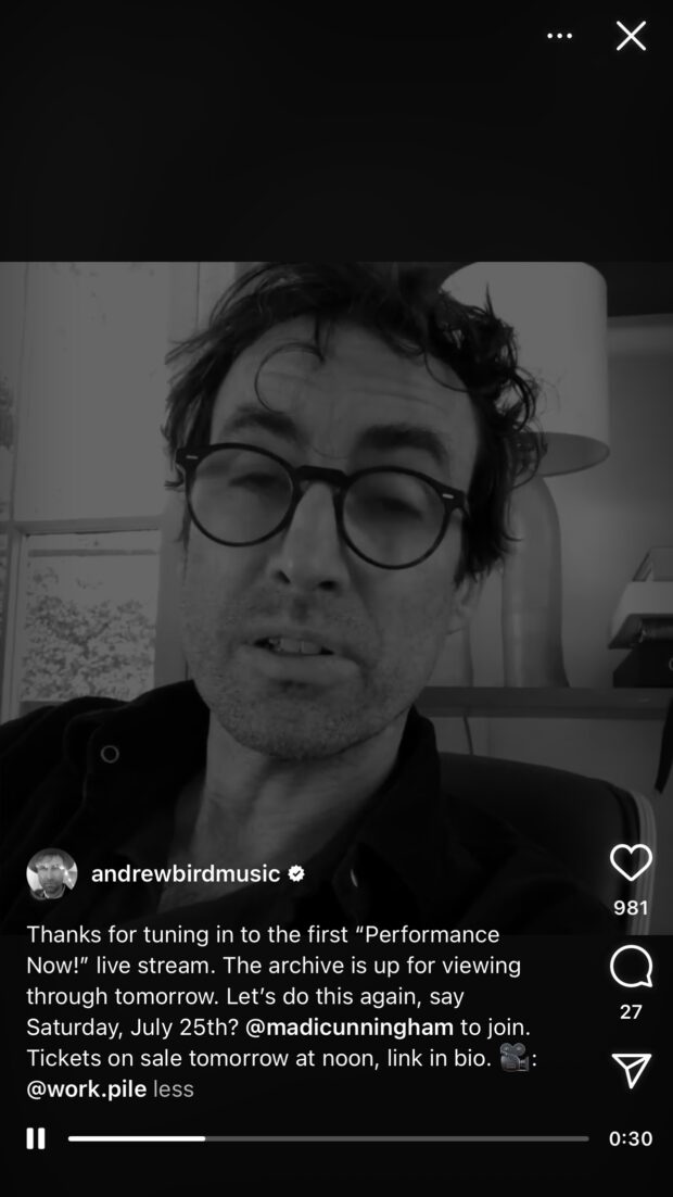 Andrew Bird与InstagramLive球迷分享音乐表演
